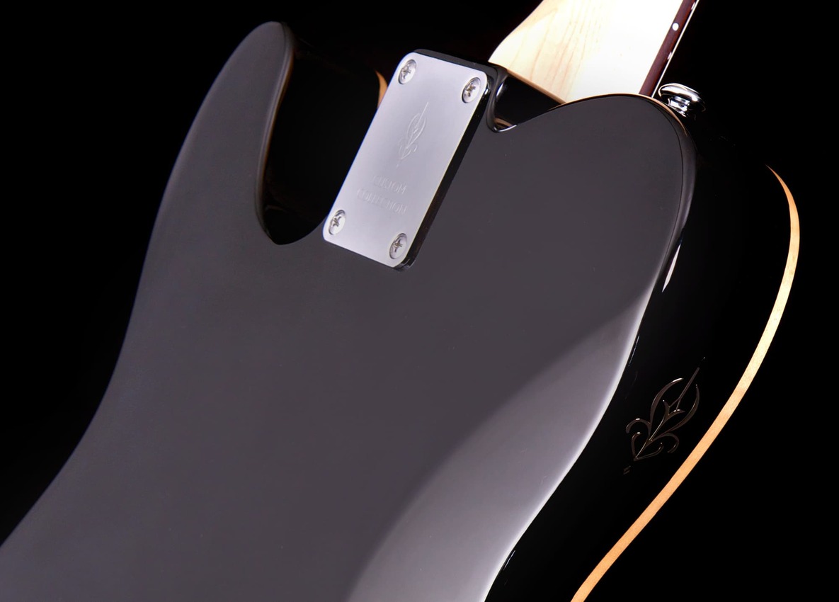 Michael Kelly Custom Collection 55 Striped Ebony | Gitara elektryczna5 Michael Kelly Custom Collection 55 Striped Ebony | Gitara elektryczna5