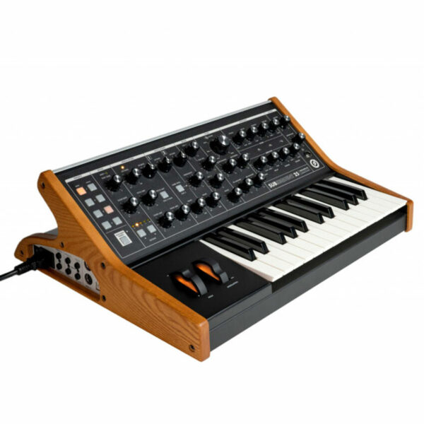 MOOG SUBsequent 25 – Syntezator Analogowy 0