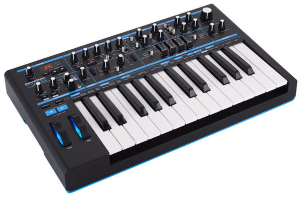 NOVATION Bass Station 2 II