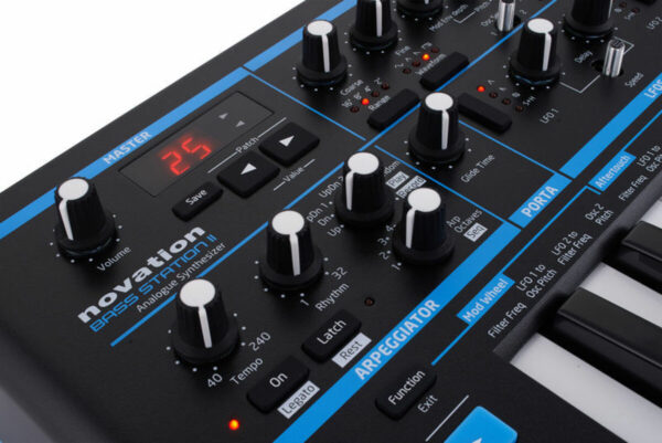 NOVATION Bass Station 2 II 0