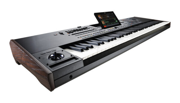 KORG PA5X 760