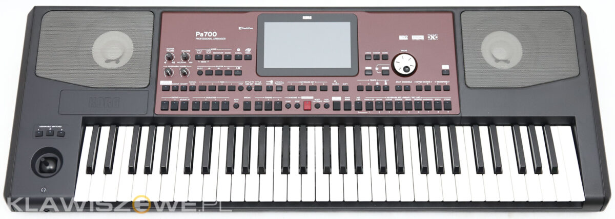 KORG Pa700 + Futerał używany1