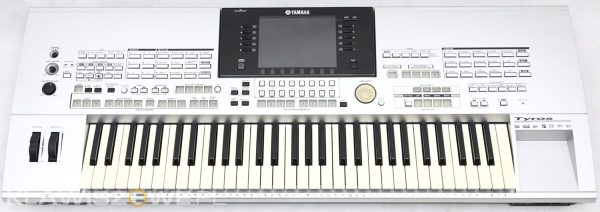 YAMAHA Tyros 11