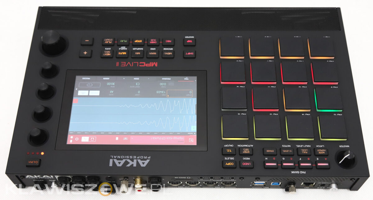 AKAI MPC LIVE II5