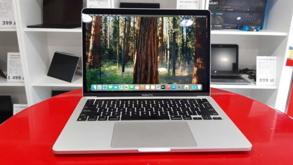 Apple MacBook Pro 13" Apple M1 16GB RAM 512SSD Mac OS 150