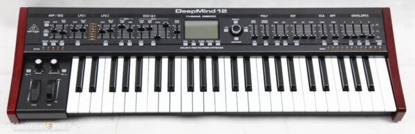 BEHRINGER DeepMind 120