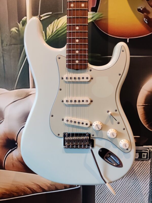 Fender Stratocaster Classic Player 60 Sonic Blue0