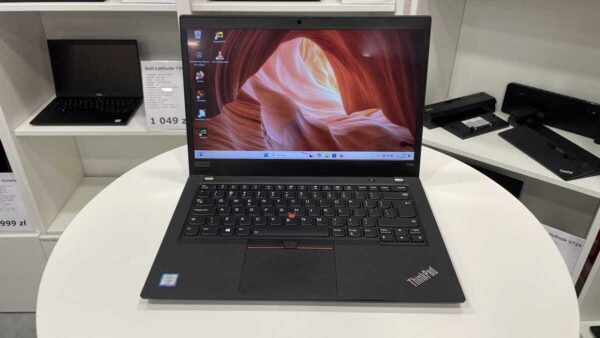 Lenovo ThinkPad P43s 14,1" i7-8665U 32GB RAM 512GB SSD nVidia Quadro P520 Dotykowy IPS Full HD Win 11 Pro0