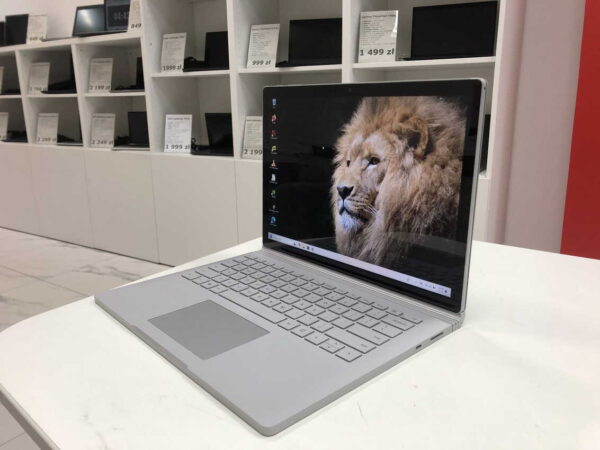 Microsoft Surface Book 3 13,5" i7-1065G7 32GB RAM 512GB SSD nVidia GTX 1650 IPS Win 11 Pro0