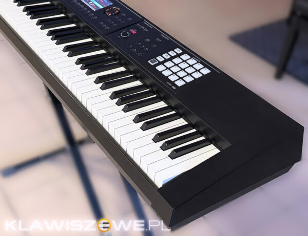 ROLAND FA-080