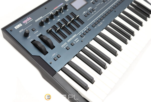 KORG OPSIX