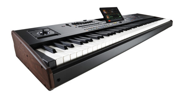 KORG PA5X 880