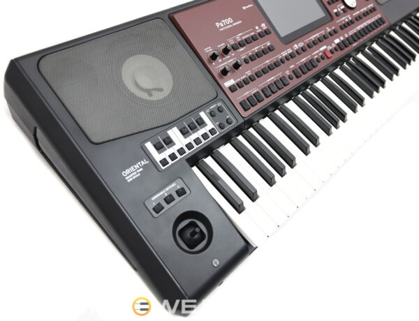 KORG PA700 Oriental