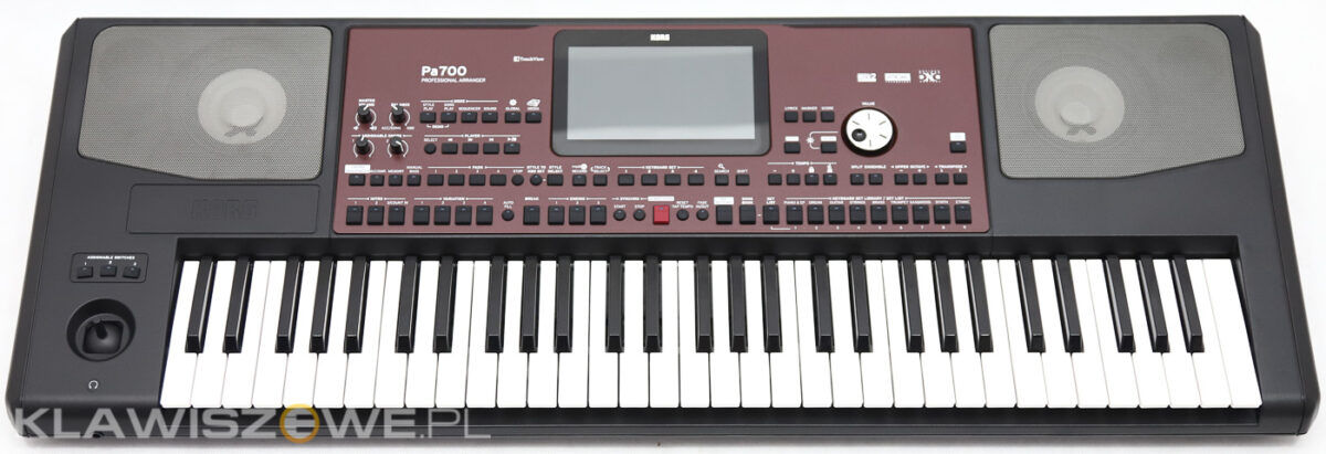 KORG Pa700 + Futerał używany1