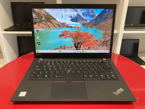 Lenovo ThinkPad P43s 14" i7-8660U 32GB RAM 512GB SSD nVidia Quadro P520 Dotykowy Win 11 Pro0