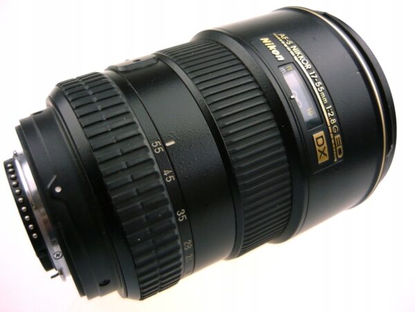 NIKKOR AF-S 17-55/2.8 G IF ED DX0