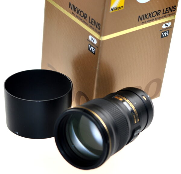 NIKKOR AF-S 300/4 E PF VR ED