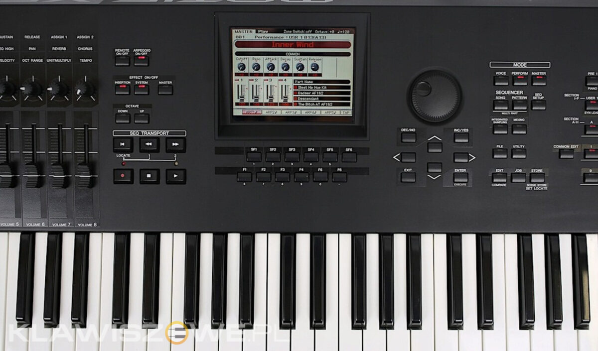 YAMAHA MOTIF XF73