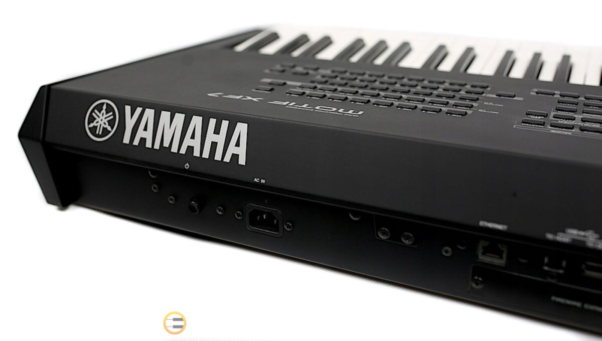 YAMAHA MOTIF XF79