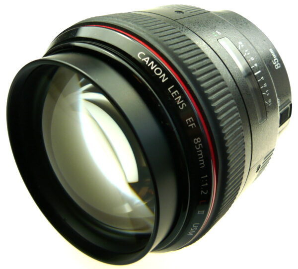 Canon EF 85/1.2 L II USM0