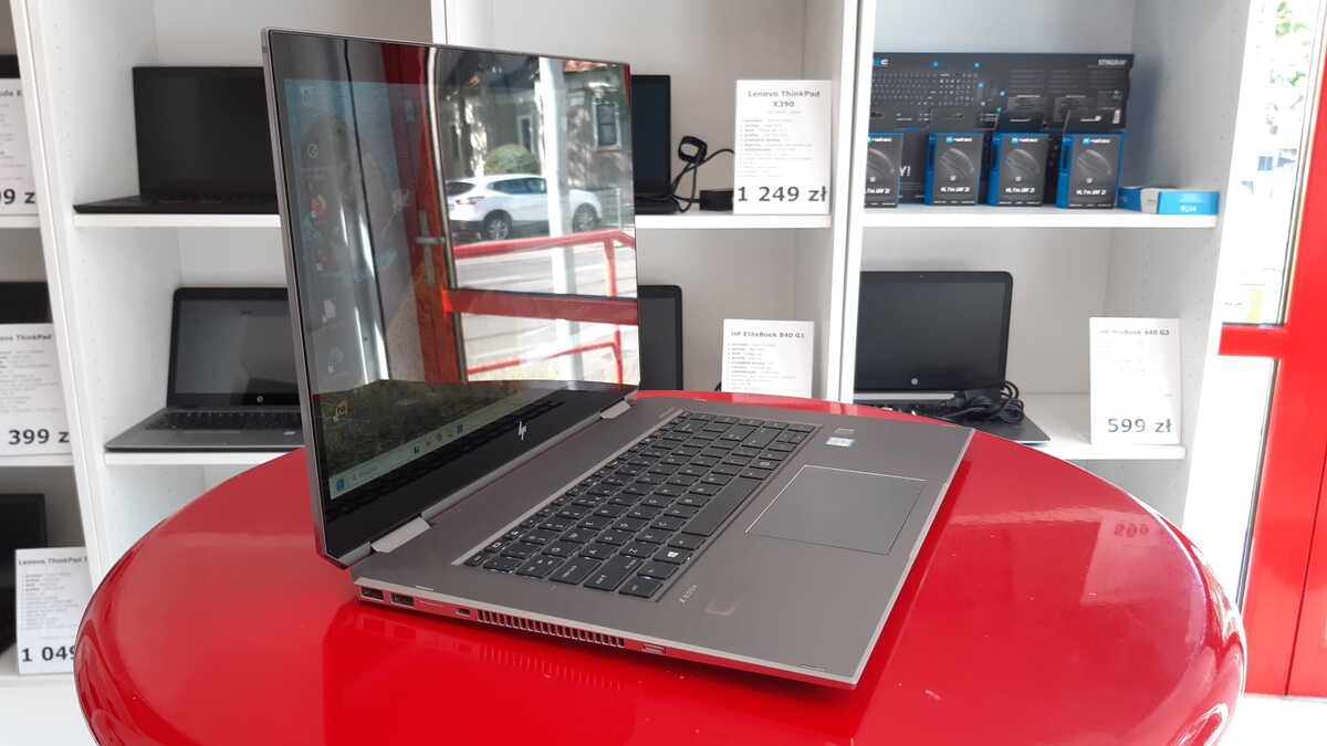 HP ZBook Studio x360 15" Intel Xeon E-2176M 16GB RAM 256SSD Quadro P1000 IPS Full HD WIN 11 Pro 2w1 Tablet i Laptop1 HP ZBook Studio x360 15" Intel Xeon E-2176M 16GB RAM 256SSD Quadro P1000 IPS Full HD WIN 11 Pro 2w1 Tablet i Laptop1