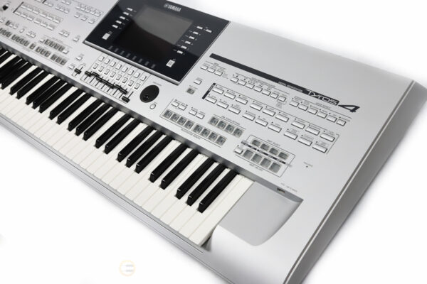 YAMAHA Tyros 40