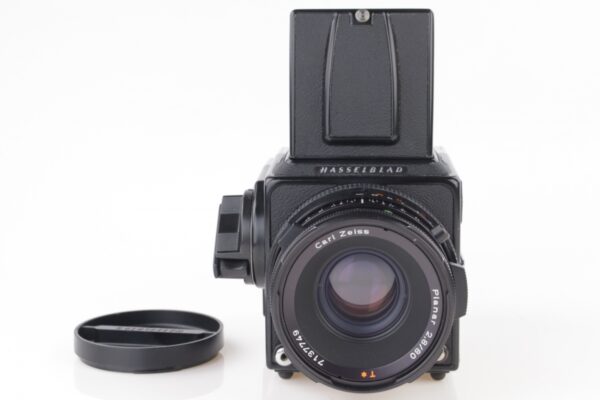Hasselblad 503CW + 80/2.8 CF + kaseta A12 6X6