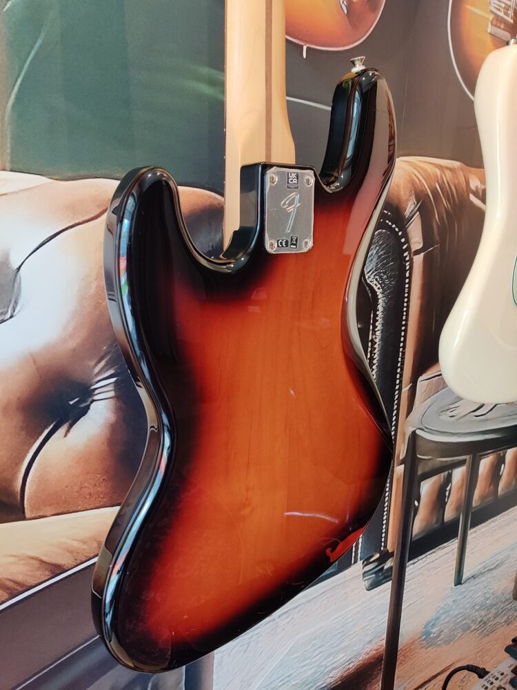 Fender Player Jazz Bass PF 3TS + POKROWIEC12 Fender Player Jazz Bass PF 3TS + POKROWIEC12