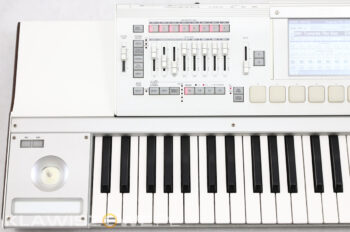 KORG M3 61 XPANDED + case - Vibe