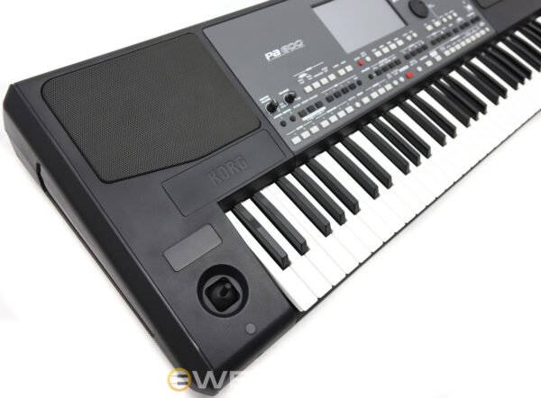 KORG Pa600