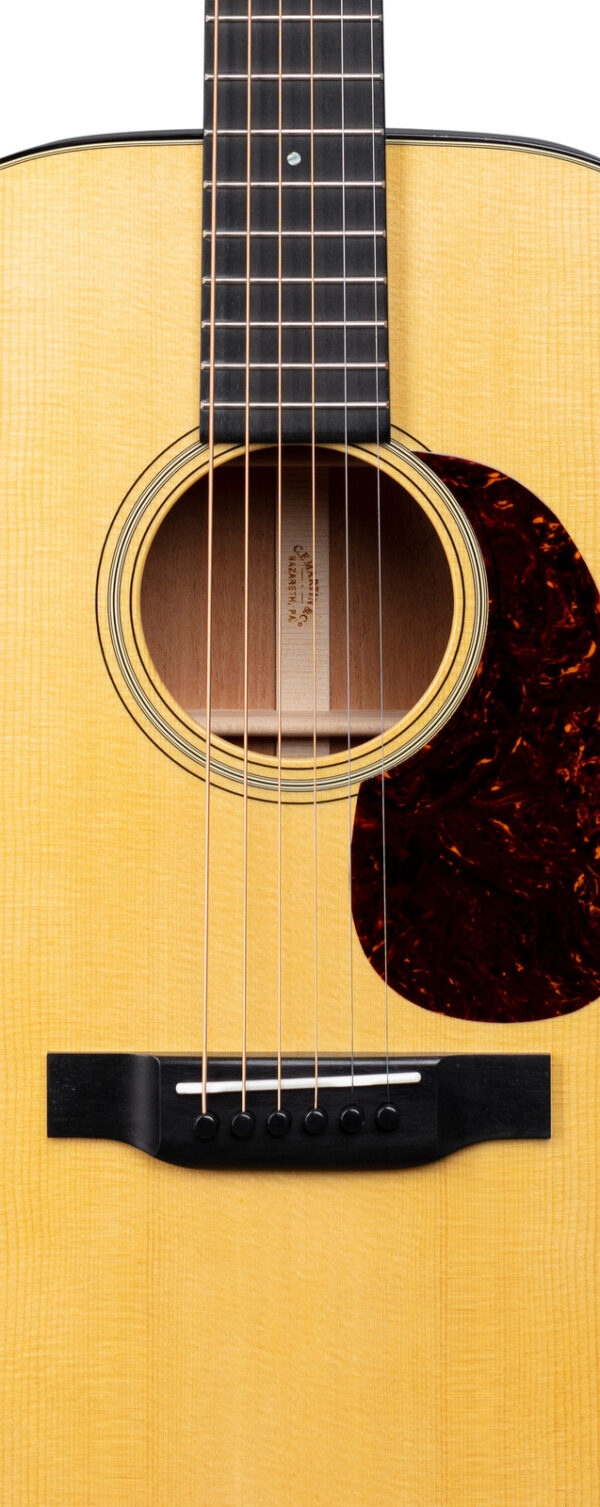 Martin D-180