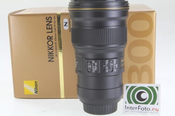 Nikkor 300mm f/4 ED AF-S PF VR0