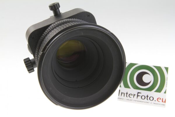 Nikkor 85mm f/2.8 PC-E Micro D Nano Tilt/Shift0