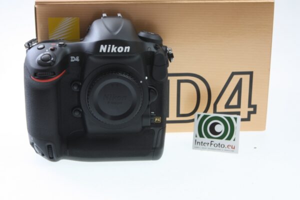 Nikon D4