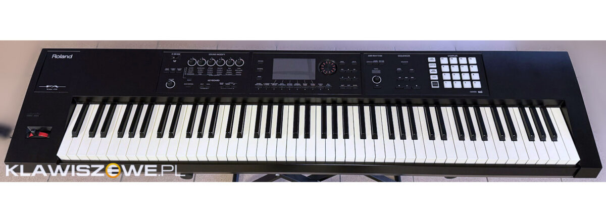 ROLAND FA-081
