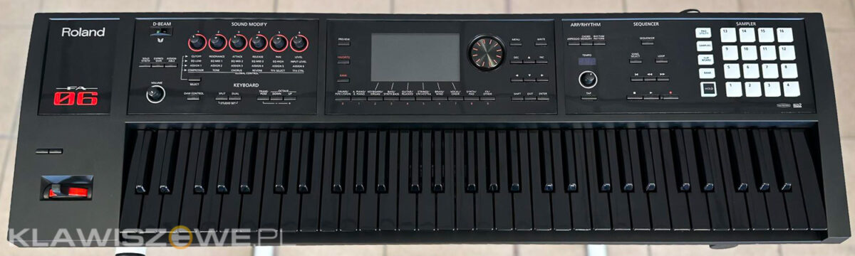 Roland FA-06 BLACK1