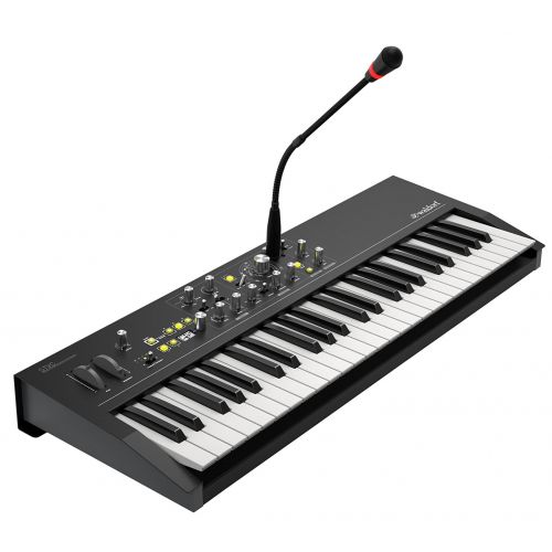 Waldorf STVC syntezator