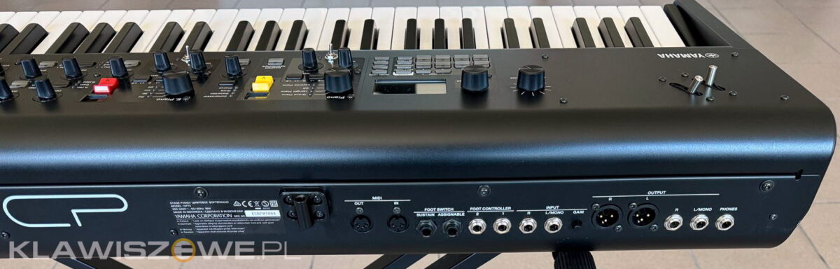 YAMAHA CP738