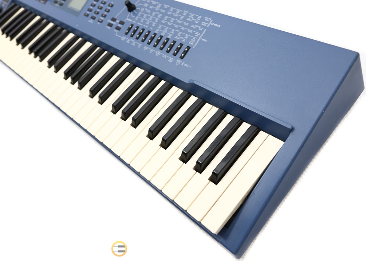 YAMAHA CS1x0 YAMAHA CS1x0