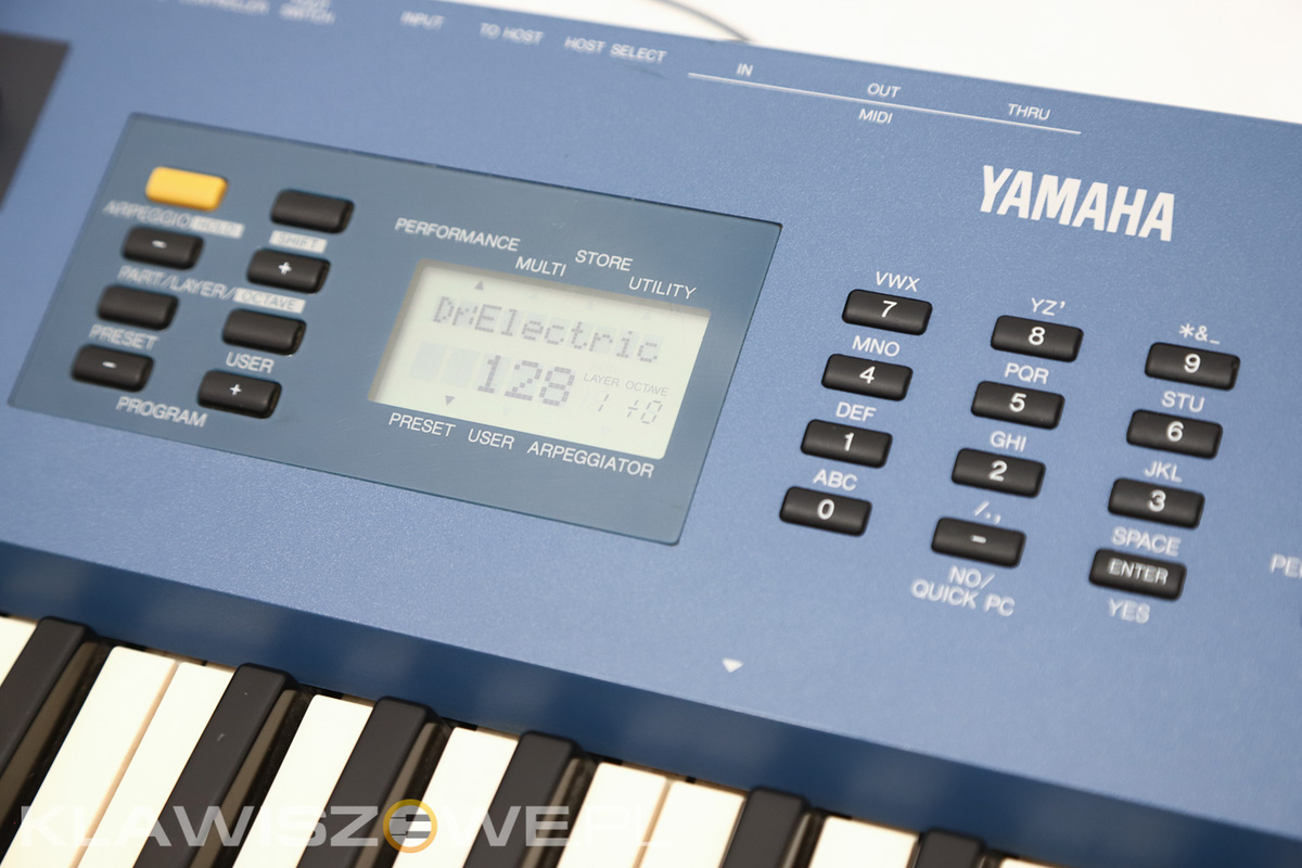 YAMAHA CS1x8 YAMAHA CS1x8