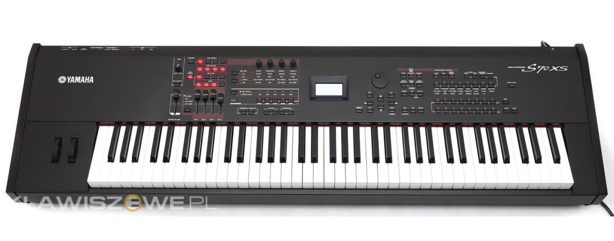 YAMAHA S70XS + FUTERAŁ2