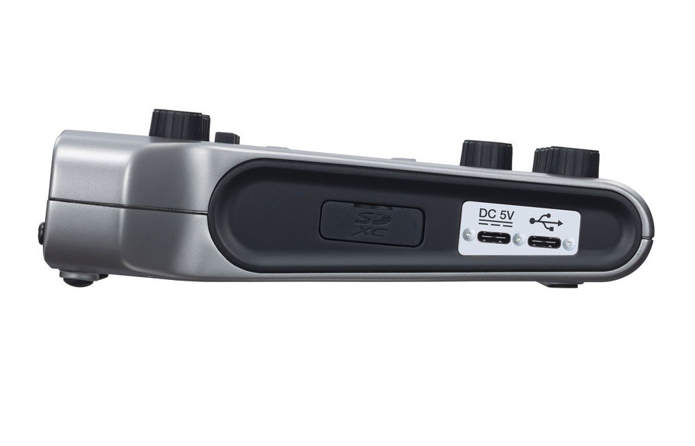 ZOOM PodTrak P4 - rejestrator do podcastów3 ZOOM PodTrak P4 - rejestrator do podcastów3