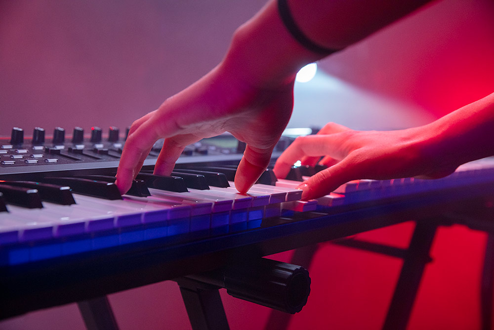 ROLAND FANTOM-065 ROLAND FANTOM-065