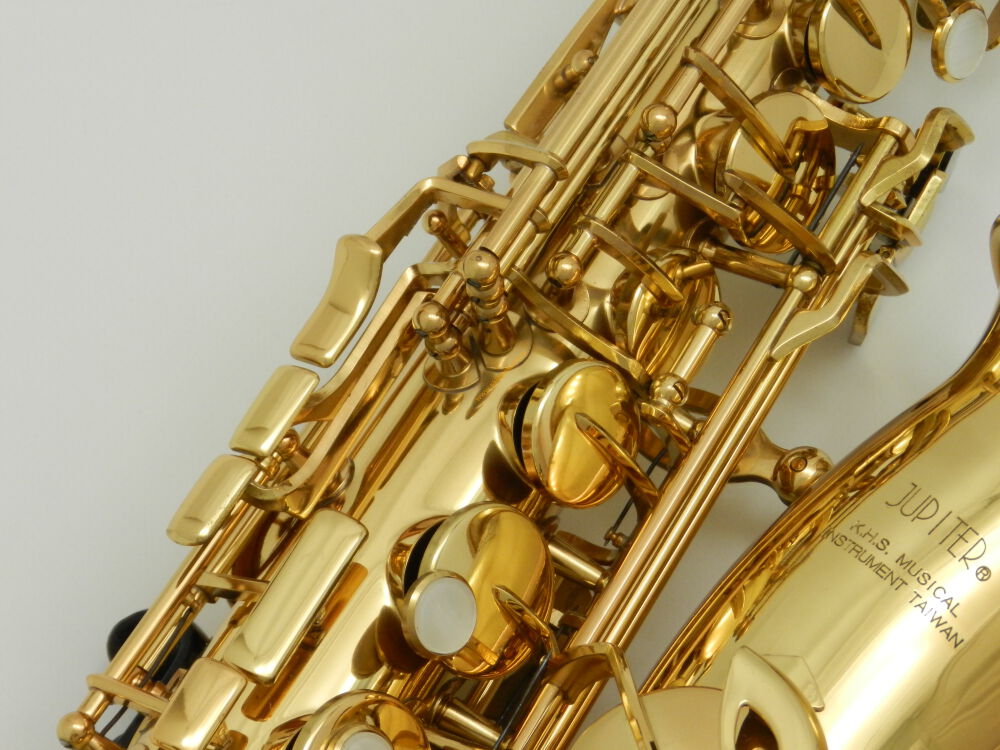 Saksofon altowy Jupiter JAS-7674 Saksofon altowy Jupiter JAS-7674