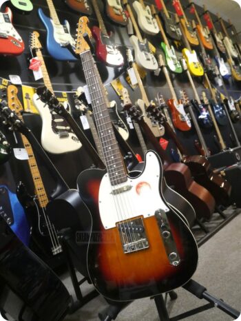 Squier Classic Vibe Baritone Custom Telecaster LRL 3TS