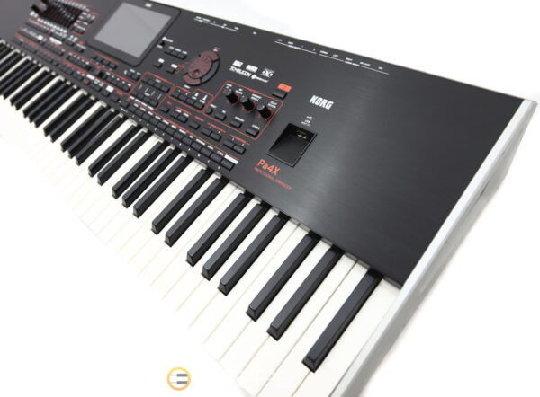 KORG Pa4X 76 + ADP0
