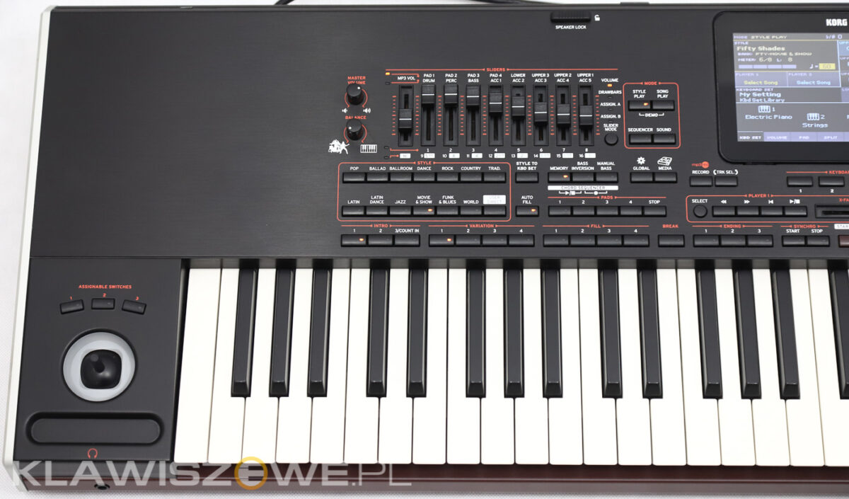 KORG Pa4X 76 + ADP3