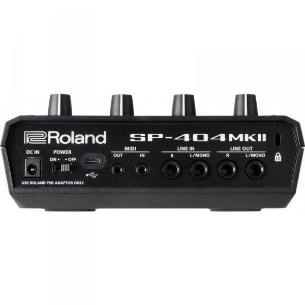 Roland SP404 MKII sampler 0