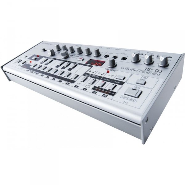 Roland TB-03 syntezator0