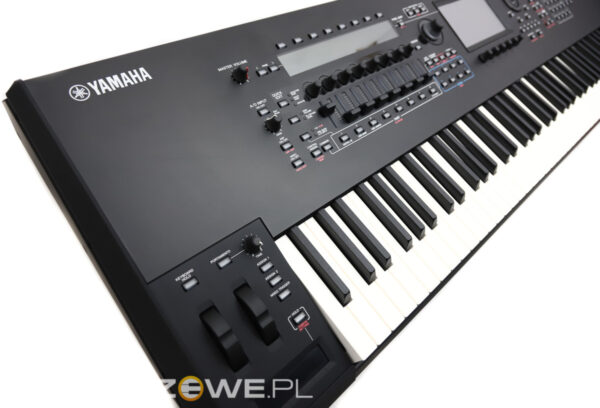 YAMAHA MONTAGE M8x